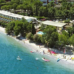 hotel-lido-limone-sul-garda.it-lombardy.com/